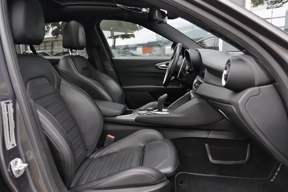 Alfa Romeo Giulia - Afbeelding 15 van 27