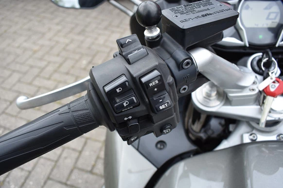 Yamaha FJR 1300 - Afbeelding 10 van 20