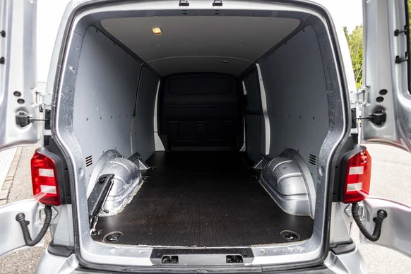 Volkswagen Transporter - Afbeelding 14 van 30
