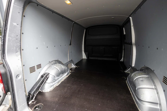 Volkswagen Transporter - Afbeelding 15 van 30