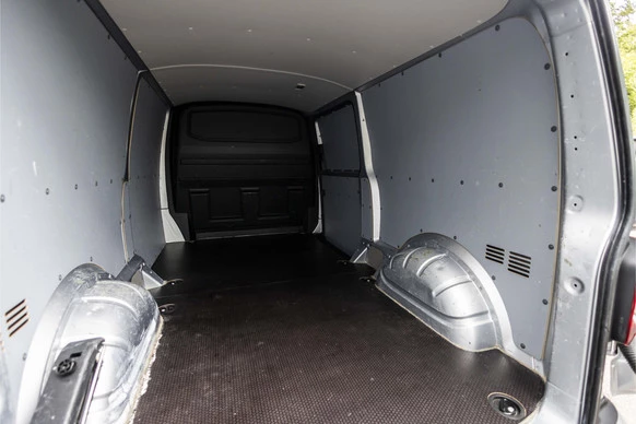 Volkswagen Transporter - Afbeelding 16 van 30