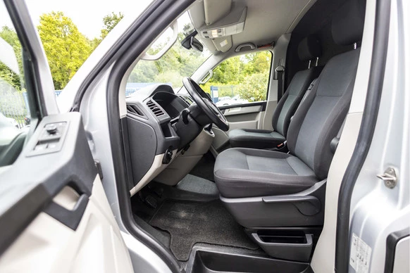 Volkswagen Transporter - Afbeelding 22 van 30