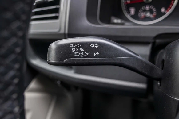 Volkswagen Transporter - Afbeelding 27 van 30