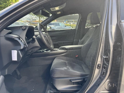 Lexus UX - Afbeelding 12 van 30