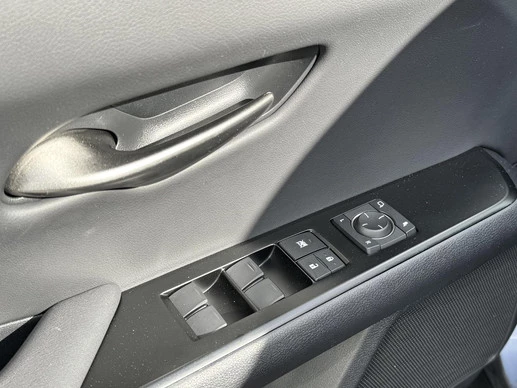 Lexus UX - Afbeelding 16 van 30