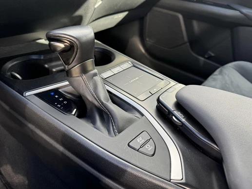 Lexus UX - Afbeelding 25 van 30