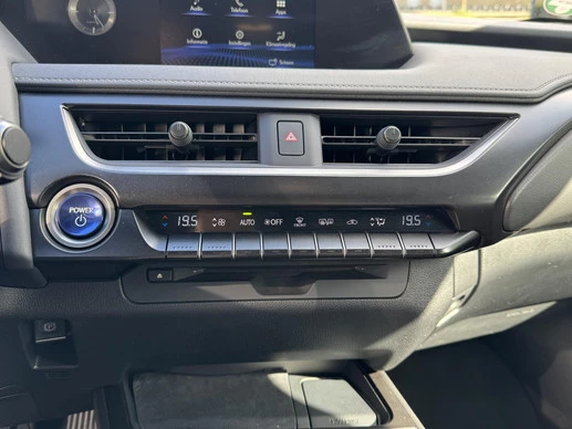 Lexus UX - Afbeelding 26 van 30