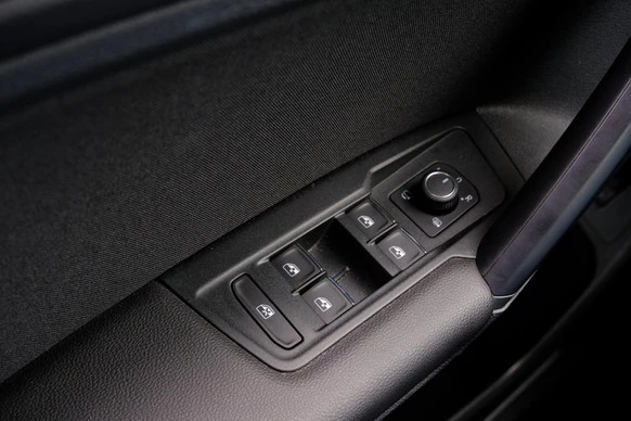 Volkswagen Tiguan - Afbeelding 23 van 30