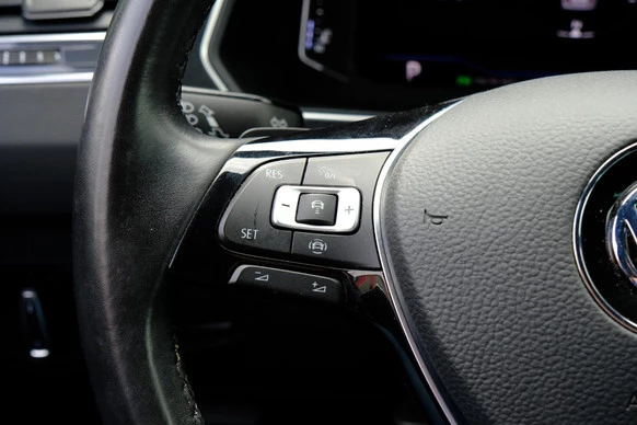 Volkswagen Tiguan - Afbeelding 24 van 30