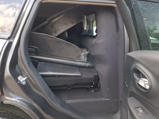 Jeep Cherokee - Afbeelding 14 van 20