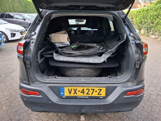 Jeep Cherokee - Afbeelding 15 van 20