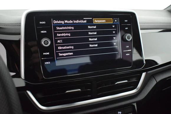 Volkswagen T-Roc - Afbeelding 21 van 30