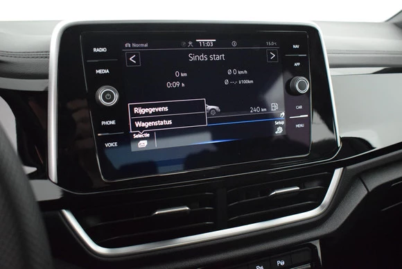 Volkswagen T-Roc - Afbeelding 23 van 30