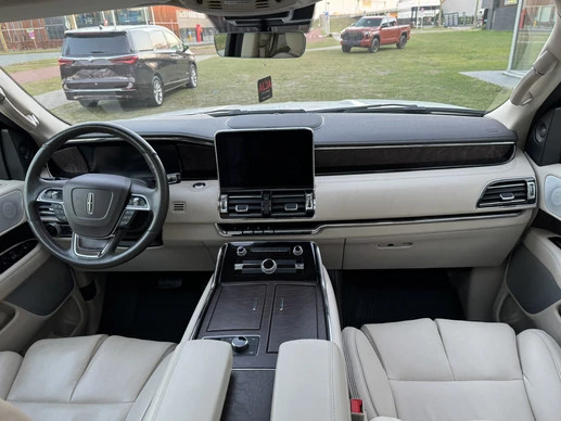 Lincoln Navigator - Afbeelding 19 van 30