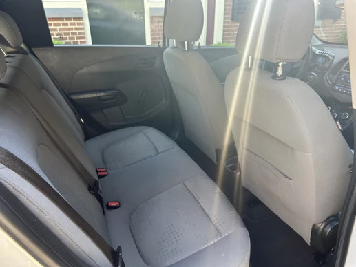 Chevrolet Aveo - Afbeelding 15 van 30