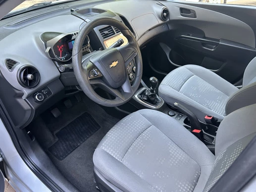 Chevrolet Aveo - Afbeelding 19 van 30