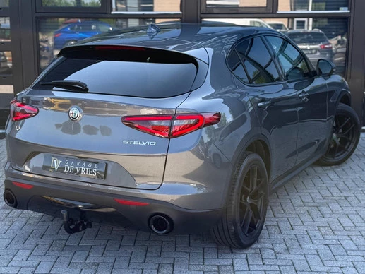 Alfa Romeo Stelvio - Afbeelding 9 van 30