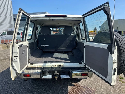 Toyota Land Cruiser - Afbeelding 8 van 17