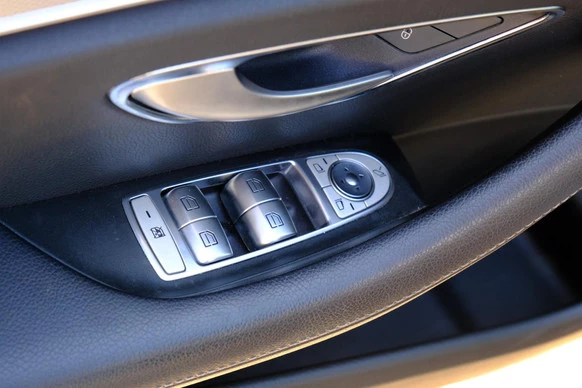Mercedes-Benz E-Klasse - Afbeelding 30 van 30