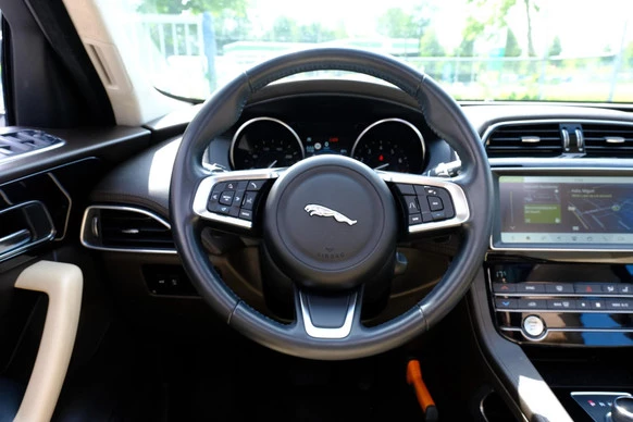 Jaguar F-PACE - Afbeelding 6 van 30