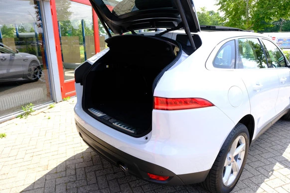Jaguar F-PACE - Afbeelding 9 van 30