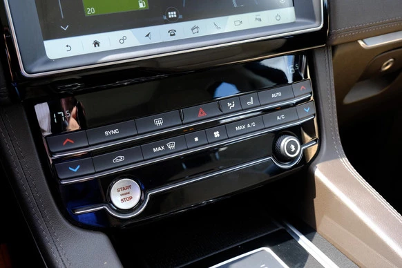 Jaguar F-PACE - Afbeelding 13 van 30