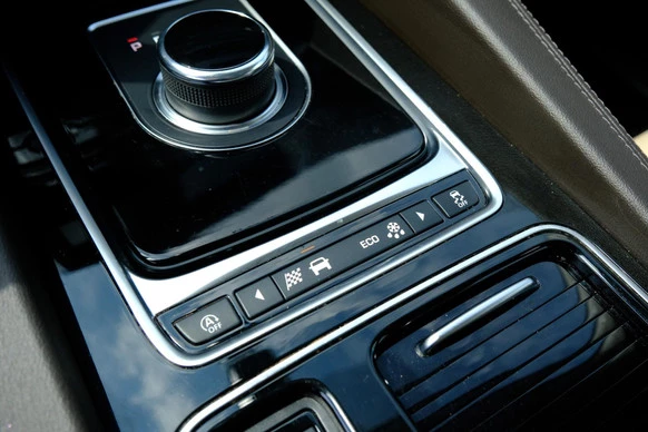 Jaguar F-PACE - Afbeelding 14 van 30