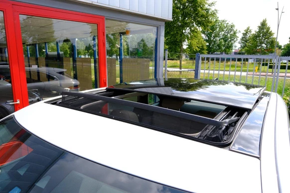 Jaguar F-PACE - Afbeelding 23 van 30