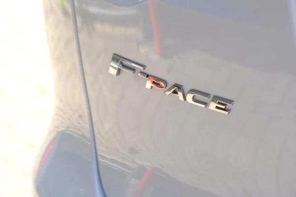 Jaguar F-PACE - Afbeelding 27 van 30