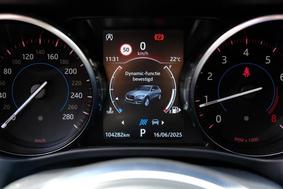 Jaguar F-PACE - Afbeelding 28 van 30
