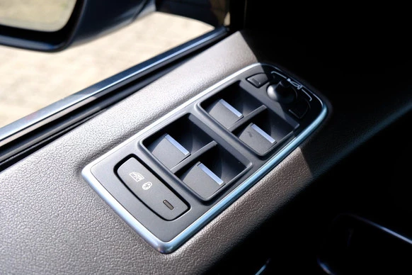 Jaguar F-PACE - Afbeelding 29 van 30