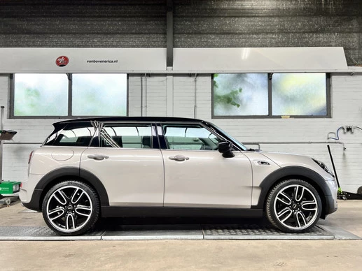 MINI Clubman - Afbeelding 24 van 30
