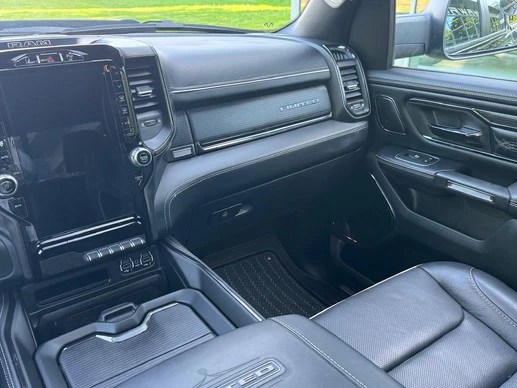 Dodge Ram Pick-Up - Afbeelding 17 van 27