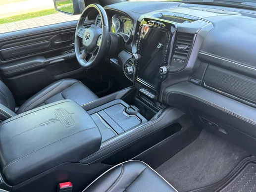Dodge Ram Pick-Up - Afbeelding 24 van 27