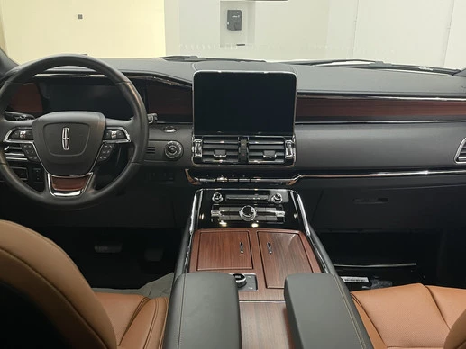 Lincoln Navigator - Afbeelding 4 van 30