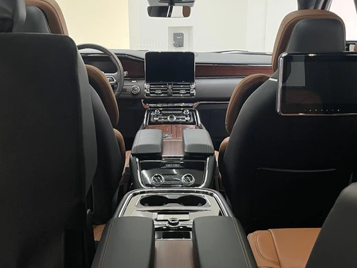 Lincoln Navigator - Afbeelding 8 van 30