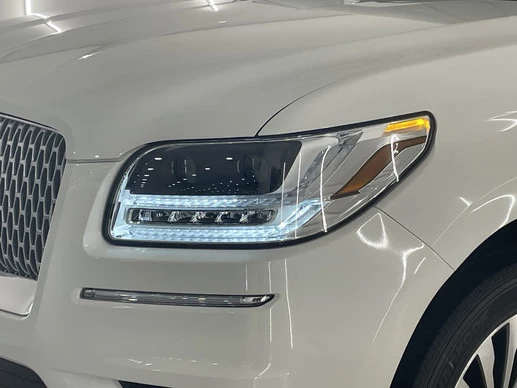 Lincoln Navigator - Afbeelding 13 van 30
