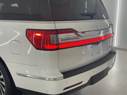 Lincoln Navigator - Afbeelding 15 van 30