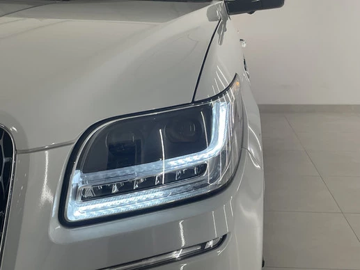 Lincoln Navigator - Afbeelding 17 van 30