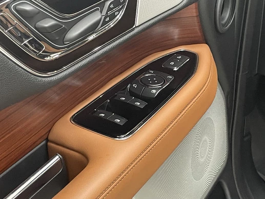 Lincoln Navigator - Afbeelding 22 van 30
