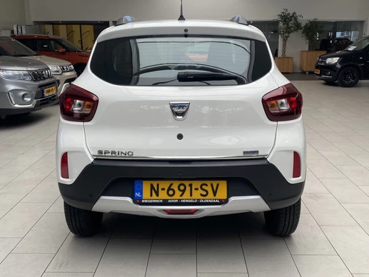 Dacia Spring - Afbeelding 21 van 23