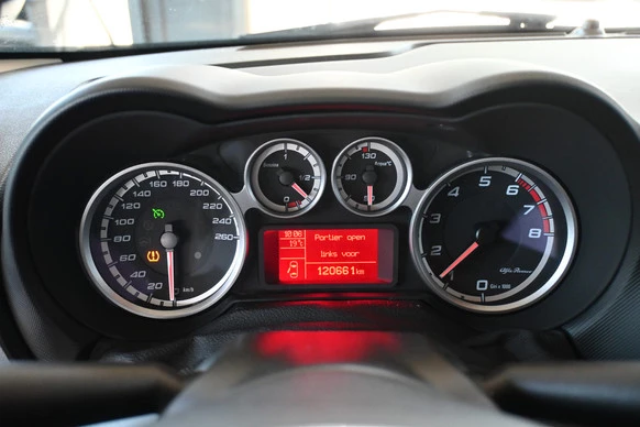 Alfa Romeo MiTo - Afbeelding 24 van 30