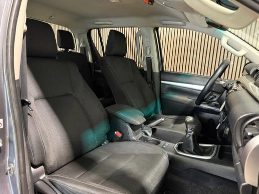 Toyota Hilux - Afbeelding 18 van 30