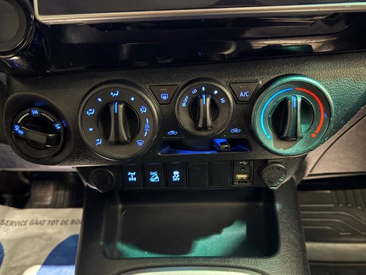 Toyota Hilux - Afbeelding 28 van 30