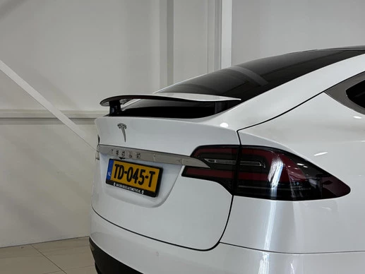 Tesla Model X - Afbeelding 25 van 30