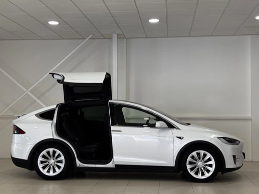 Tesla Model X - Afbeelding 26 van 30