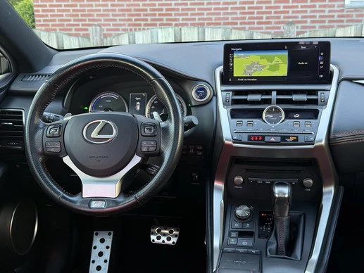 Lexus NX - Afbeelding 11 van 30