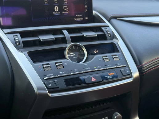 Lexus NX - Afbeelding 28 van 30