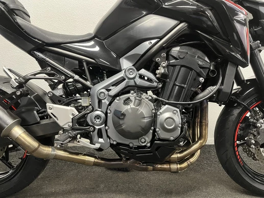 Kawasaki Z900 - Afbeelding 8 van 23