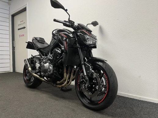 Kawasaki Z900 - Afbeelding 12 van 23
